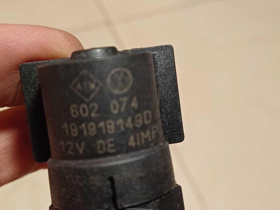 Sensor+Farolim pisca+Depósito l/vidros+Polie bomba DA Golf3