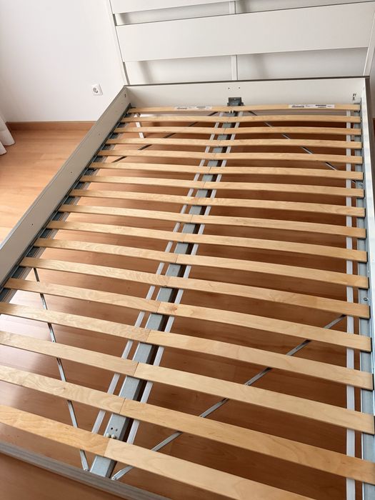 Cama ikea de 140 cm