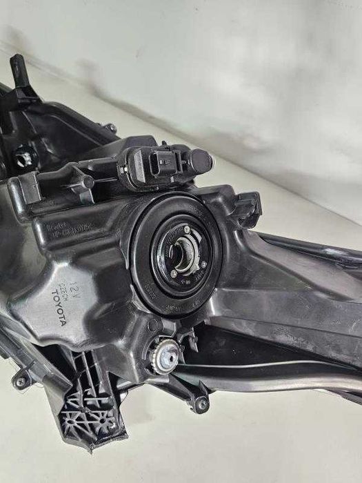 Otica Dto TOYOTA YARIS R / iA (DL2S_) | 109672