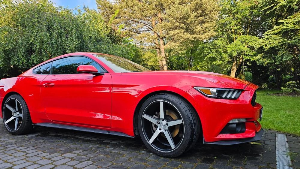 Ford Mustang Ford Mustang 3.7 V6 automat 2015 | 140 tys km | serwisowany