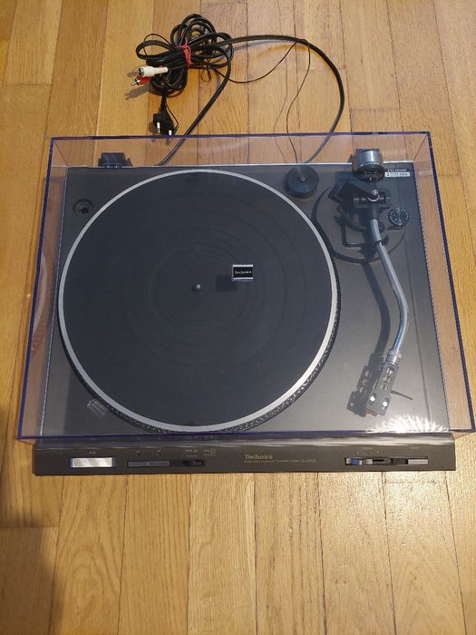 Gramofon Technics Direct Drive SL -D202