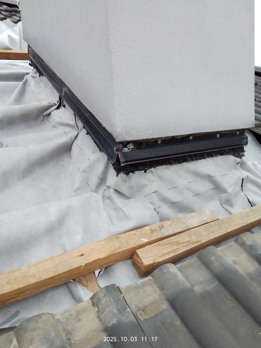 Усунення течі димоходу, ремонт даху, покрівельні роботи