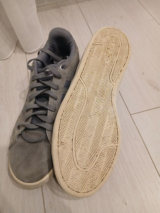 Buty Adidas rozmiar  44