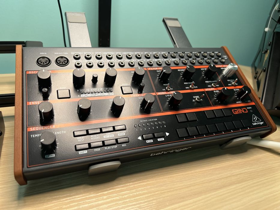 Behringer Grind (Vendo ou Troco)