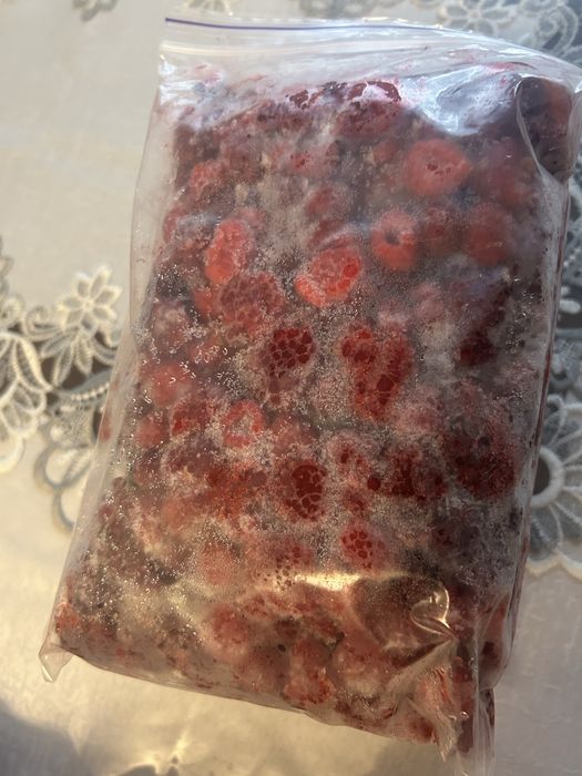 Малина заморожена