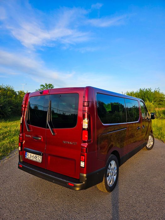 Wynajem Bus 9 osobowy 2024 Renault Trafic LONG Wypożyczalnia  Wesela