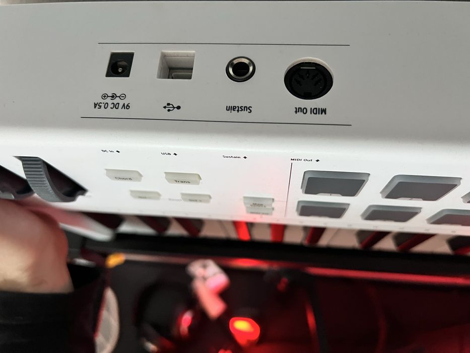 Arturia KeyLab Essential 88 Mk3 White teclado midi