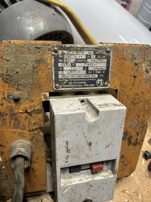 Silnik elektryczny trój fazowy