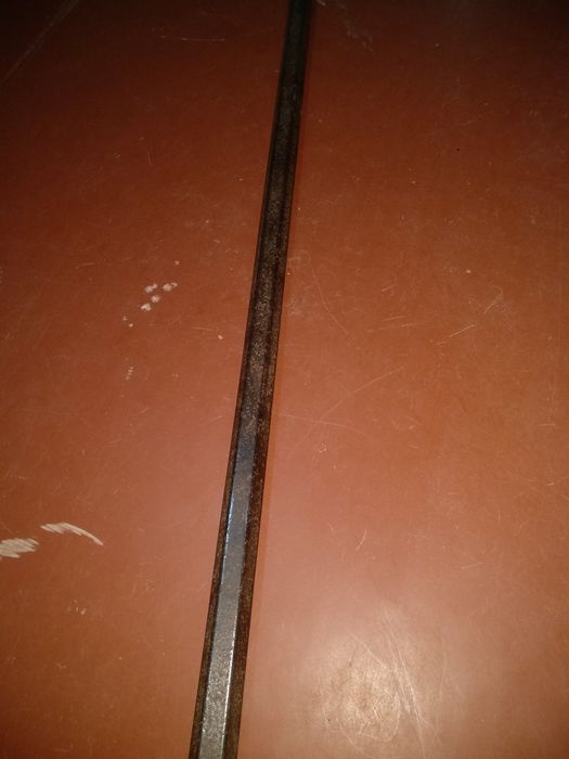 Шестигранник стальной 25