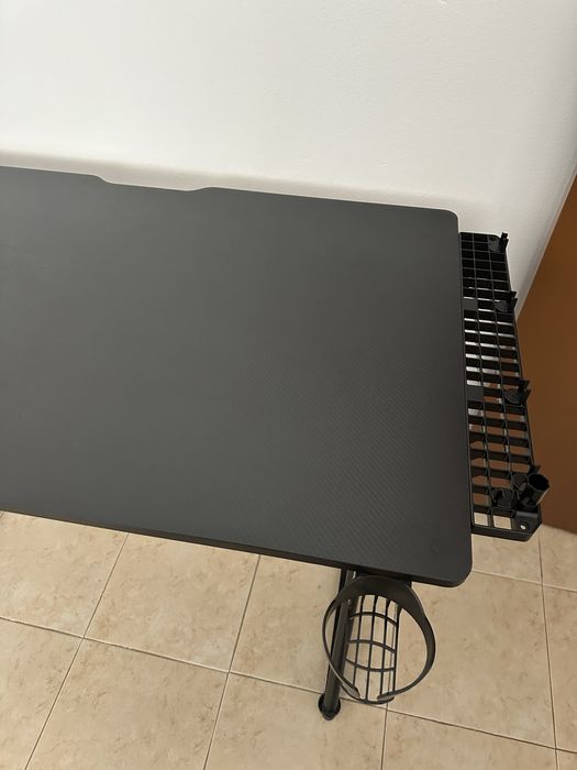 Mesa Alpha Gaming + tapete rato