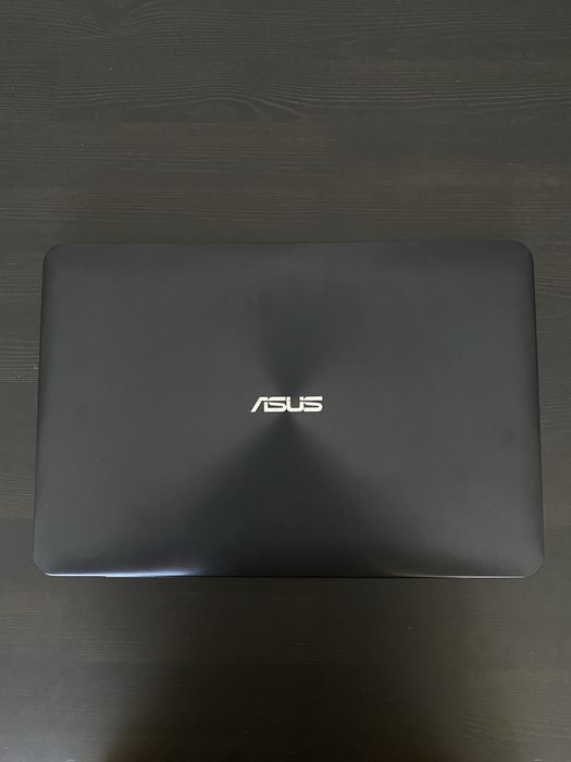 Portátil ASUS i5