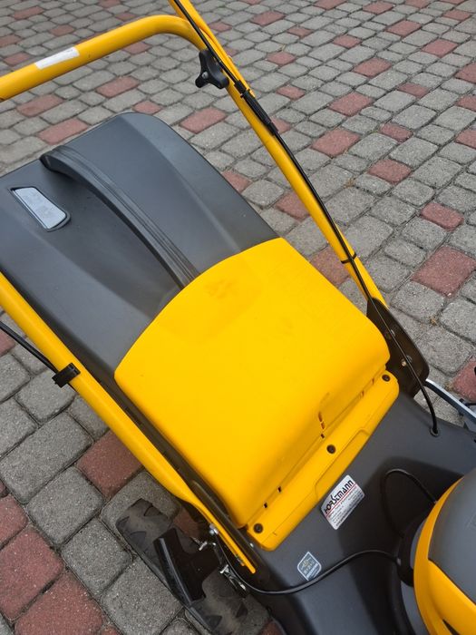 Kosiarka  akumulatorowa  Stiga  80V