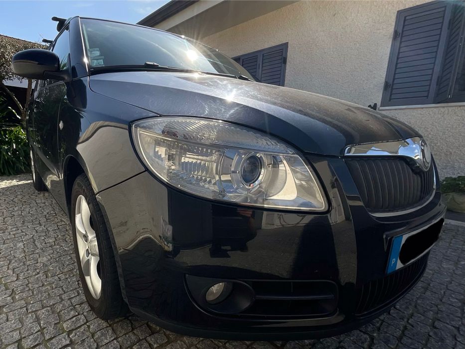 **Reservado** Vende-se Skoda Fabia Break 1.4 TDI Ambiente
