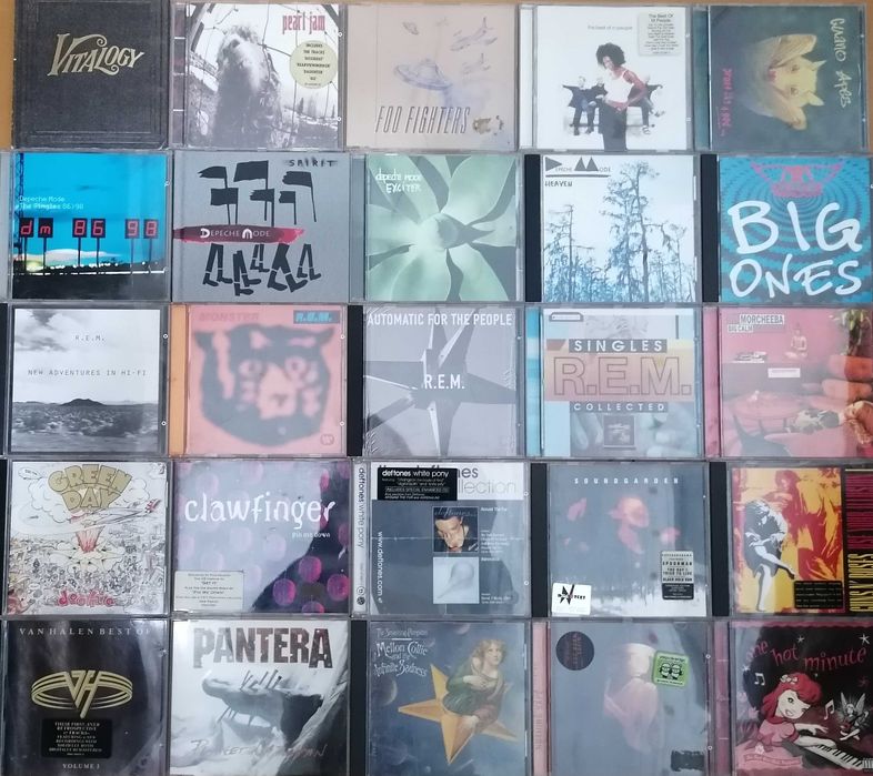 Coleção de 47 CD's originais de música variada