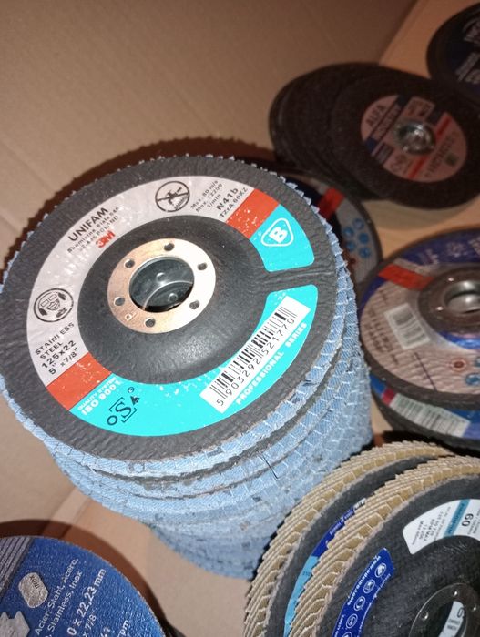 OKAZJA! Wielki Zestaw Tarcz i Ściernic (ok. 190 szt.) – Norton, Andre,