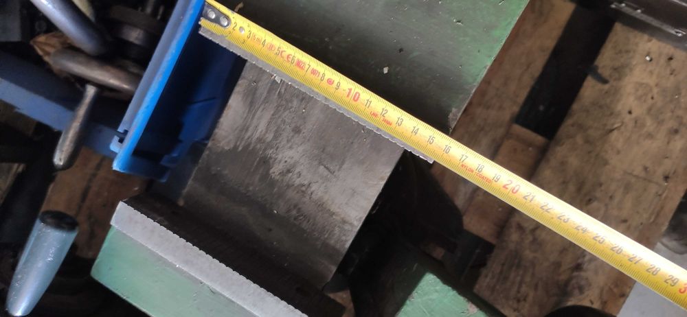 Imadło maszynowe kątowe