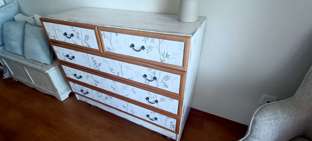 Comoda com 5 gavetas