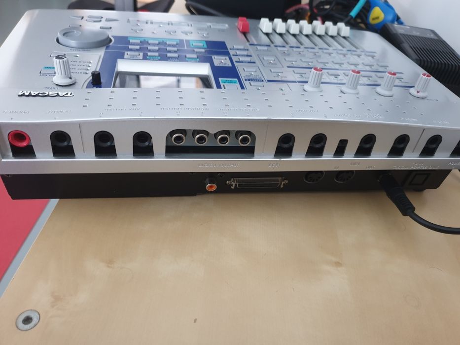 Tascam Digital Portastudio 788