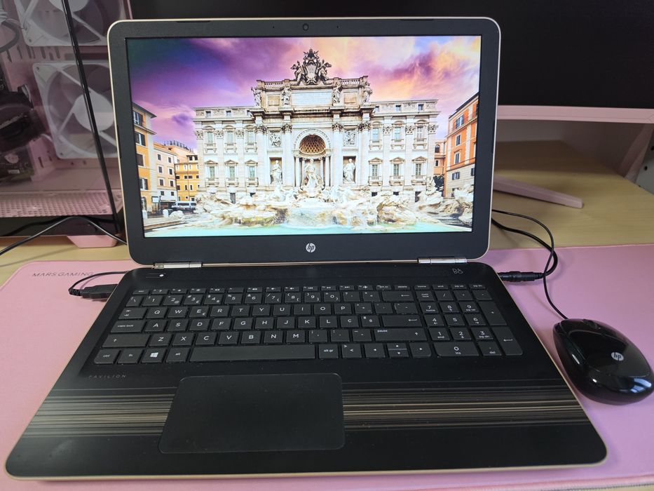 Portátil HP Pavilion 15‑aw001np – Windows 11 limpo + rato HP