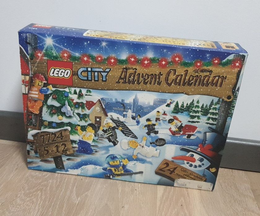 LEGO CITY Adventure  CALENDAR(2008) 7724