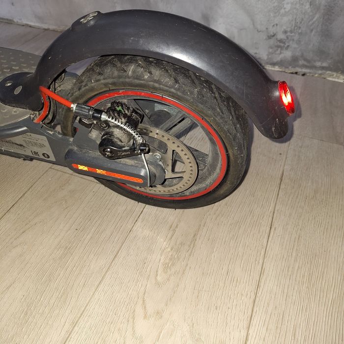Електросамокат  Xiaomi Mi Scooter  Pro 4