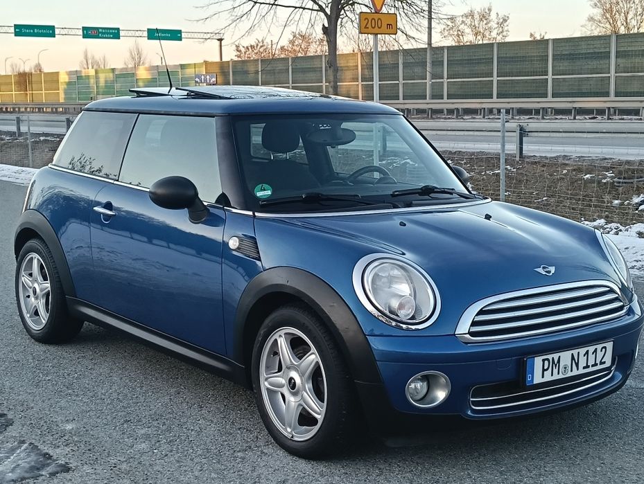 Mini Cooper z Niemiec fulla opcja opłacony 1.6 benzyna