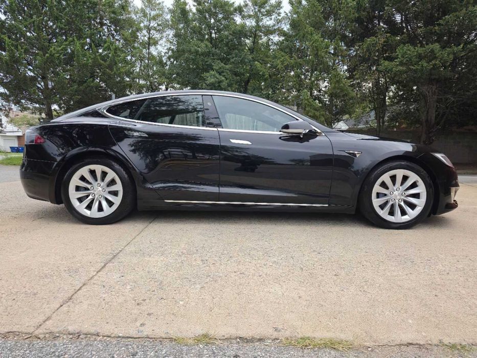 Tesla Model S 100D      2019