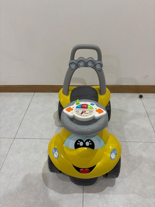 Carro de Passeio Infantil 2 em 1 – Amarelo