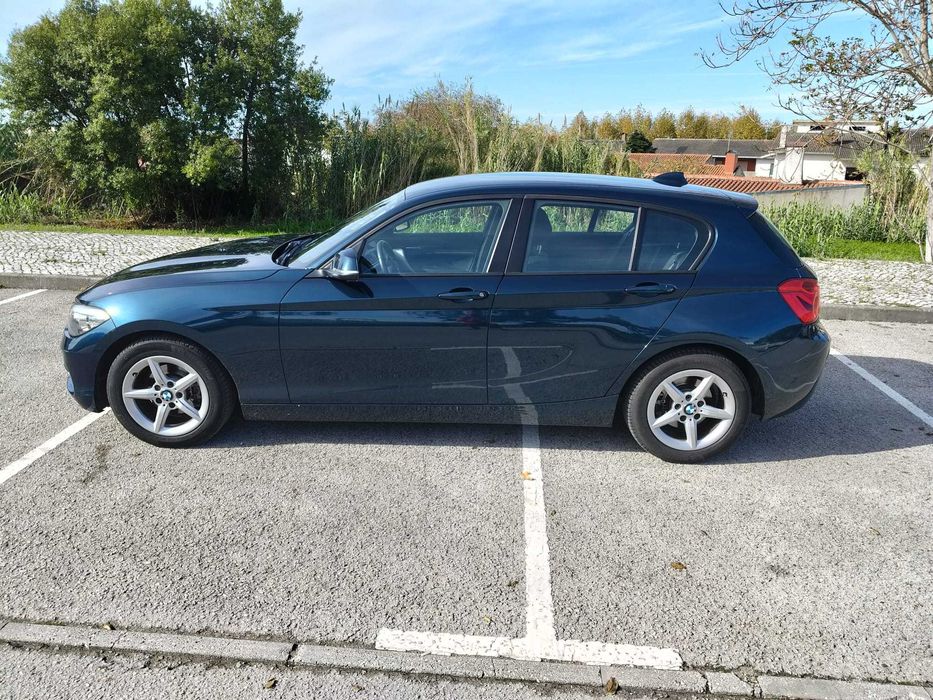 BMW 116d, muito bem estimado