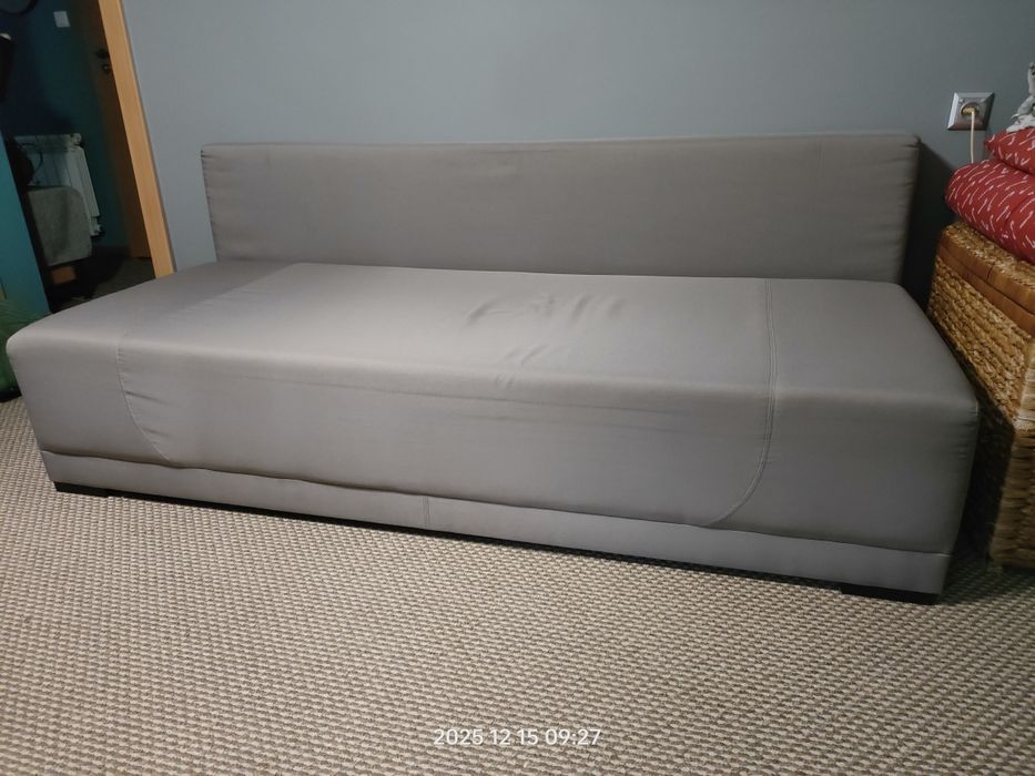 Sprzedam kanapę z funkcją spania