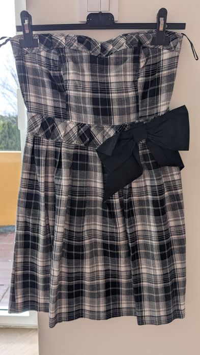 Vestido xadrez com laço