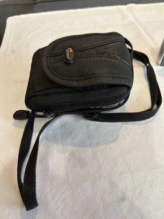 Продам фотоапарат Olimpus M-1010