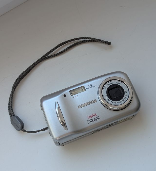 фотоапарат Olympus C-480 zoom