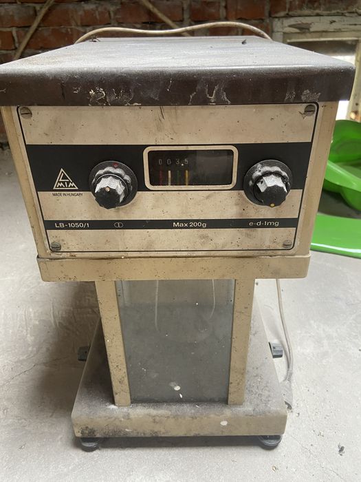 Waga laboratoryjna/ zabytek