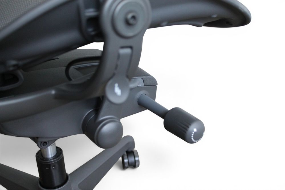 Cadeira Herman Miller modelo aeron remastered SL