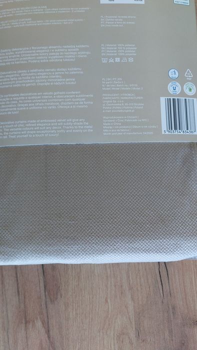 Zestaw 2 welwetowych zasłon na przelotkach Smukee 140x250