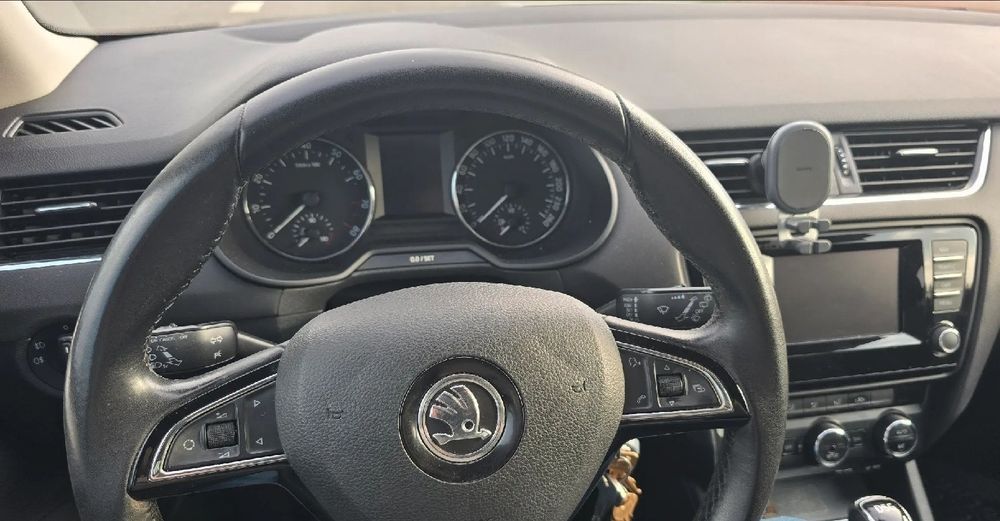 Skoda Octavia 1.4 TSI Ambition DSG
Skoda Octavia 1.4 TSI Ambition DSG