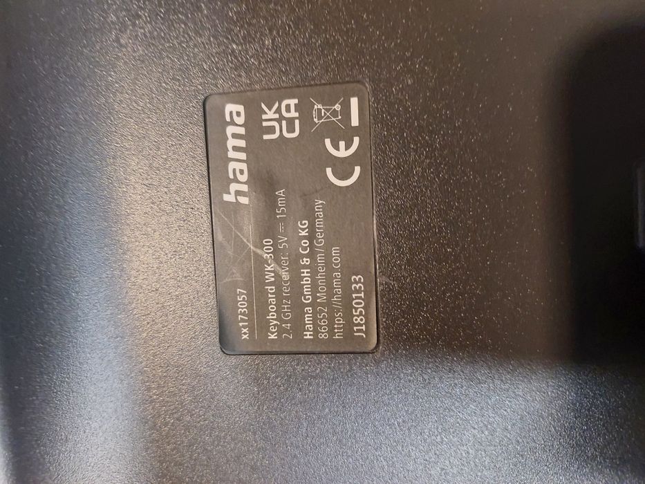 Teclado Sem Fios Hama Bluetooth WK-300 – Compacto e Funcional