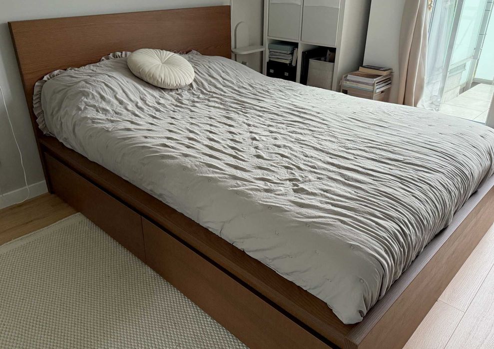 Łóżko Ikea MALM brąz 140x200 rama, stelaż i 4 szuflady