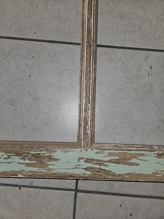 Estrutura de janela reciclada como moldura * moldura fotografia