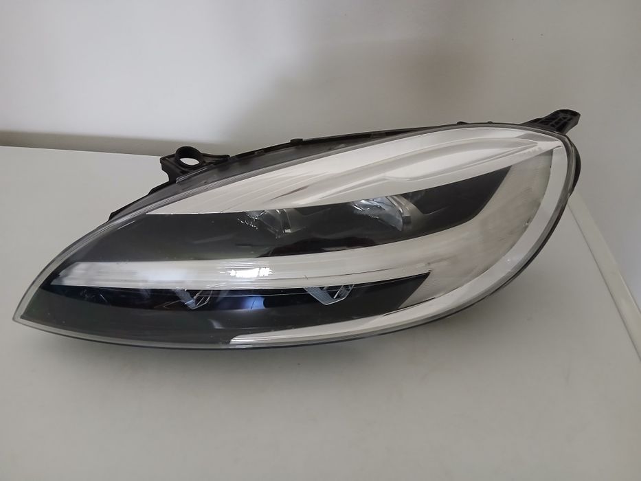 Farol Led Volvo V40 2018