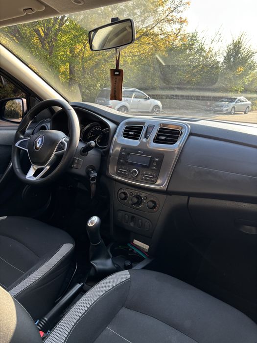 Продам Renault Sandero 2020