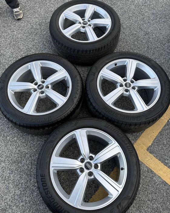 255/50R20 Оригінальні Диски Audi E- trone 5/112 ET38  R20 Шини