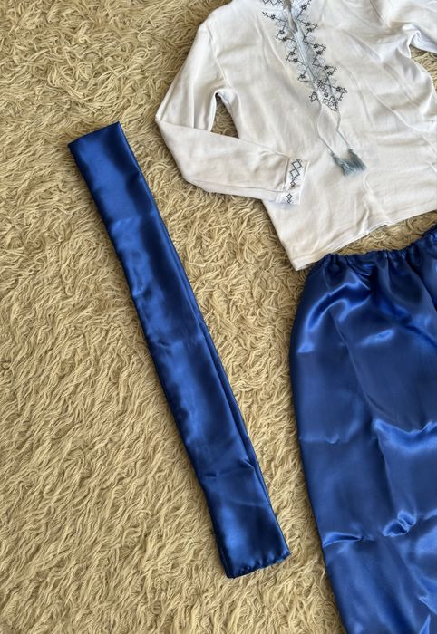 Костюм козака! Повний комплект! На 9-10 років. Новий!