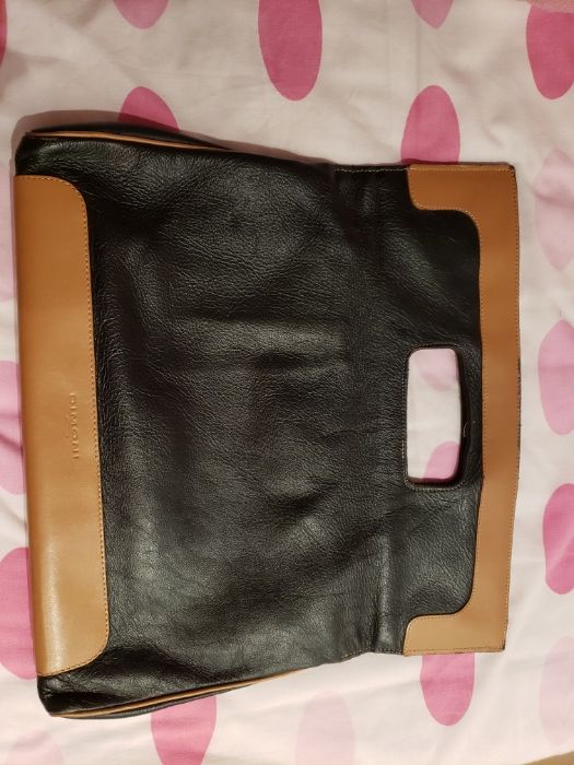 Mala em pele genuína - preto e camel