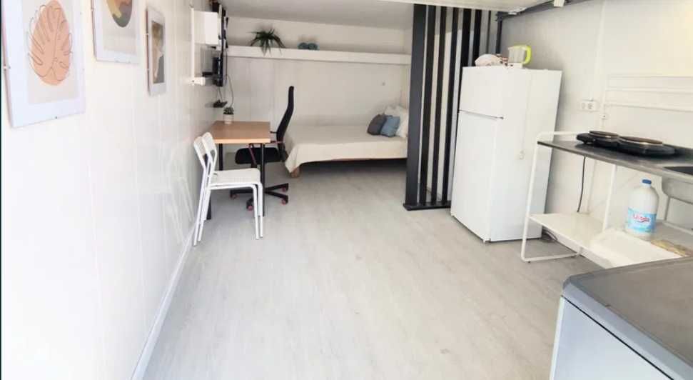 Quarto p/ Solteiro ou Casal São Mamede Infesta REF.Q6)