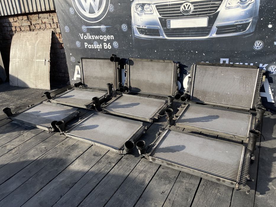 Радиатор интеркулера Volkswagen Passat B6 интеркуллер golf skoda a5