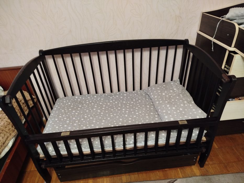 Продам дитячу кроватку