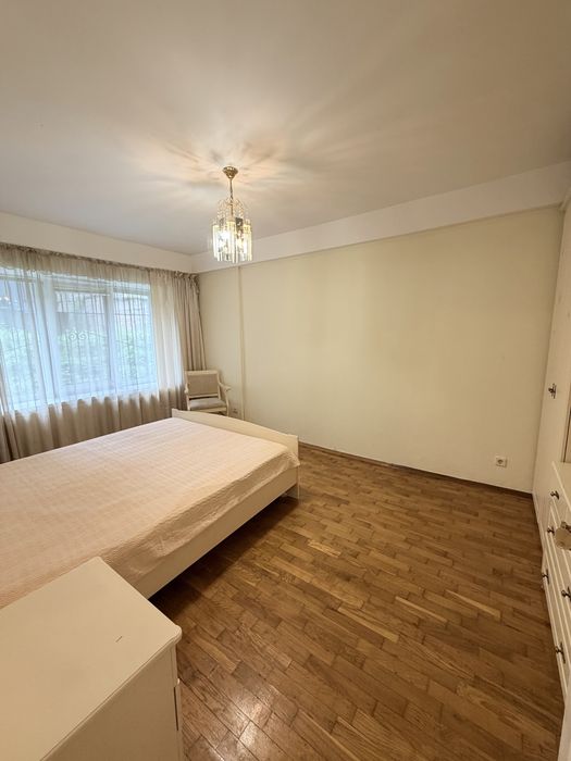 Продам 2к квартиру Печерский район Либідська Палац Украина В.Тютюнника 47