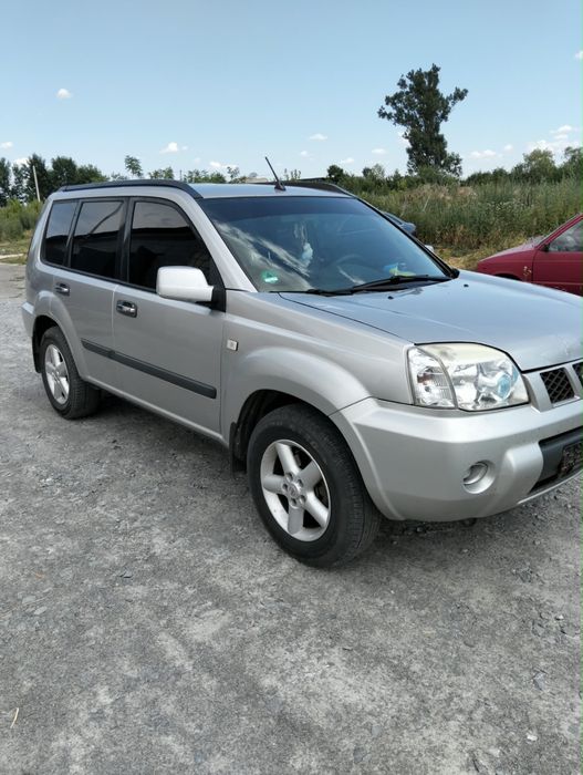 Nissan X-Trail T30
